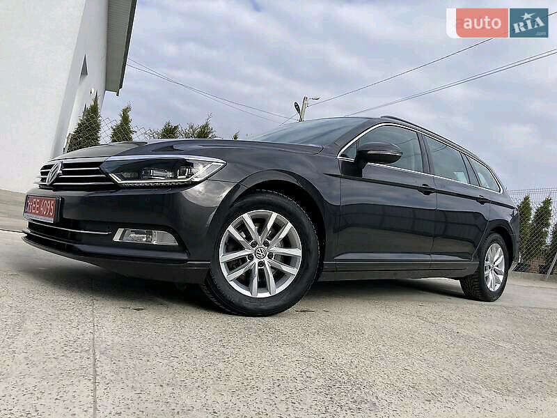 Универсал Volkswagen Passat 2017 в Бориславе
