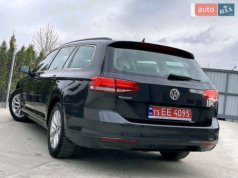 Универсал Volkswagen Passat 2017 в Бориславе
