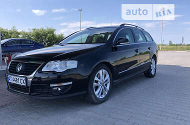 Універсал Volkswagen Passat 2010 в Івано-Франківську