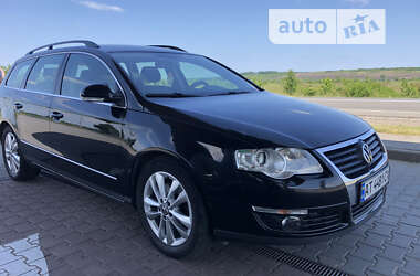 Універсал Volkswagen Passat 2010 в Івано-Франківську