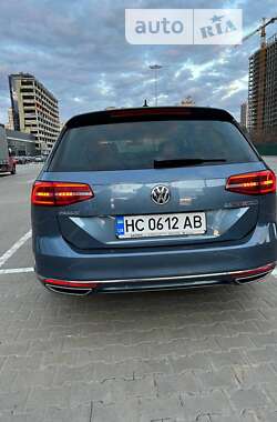 Универсал Volkswagen Passat 2014 в Киеве