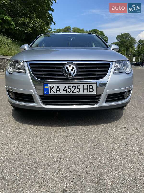 Універсал Volkswagen Passat 2009 в Києві