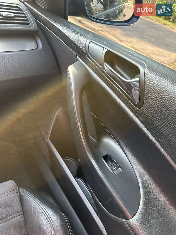 Универсал Volkswagen Passat 2010 в Овруче