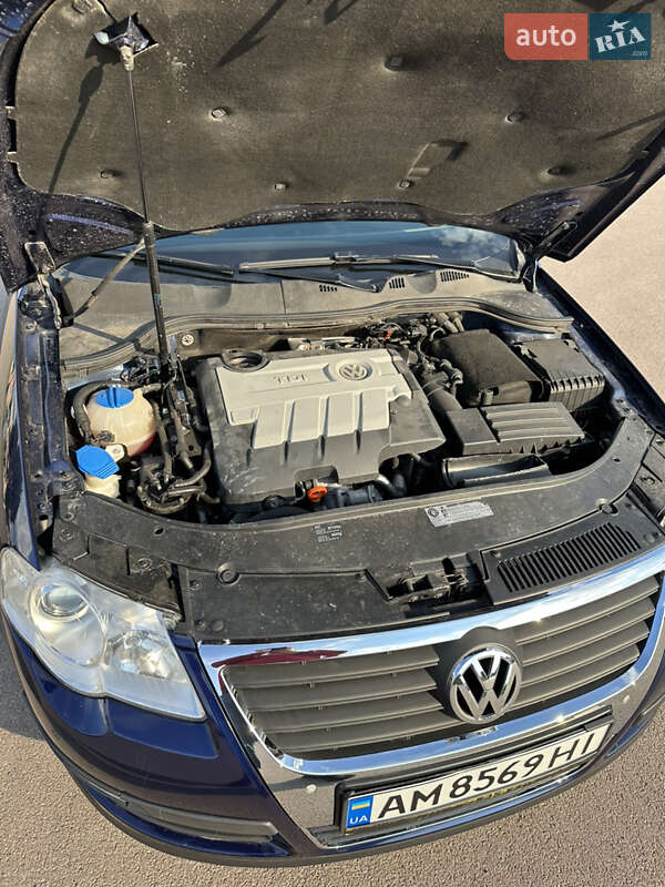 Универсал Volkswagen Passat 2010 в Овруче