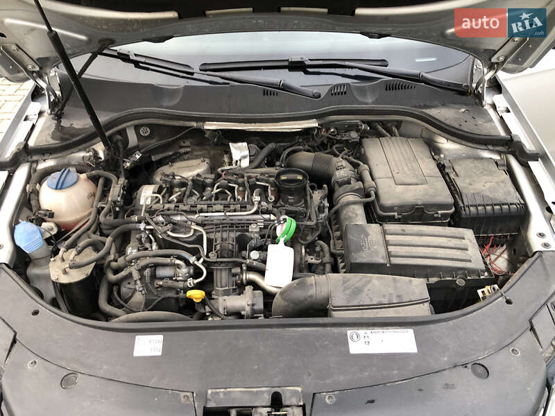 Универсал Volkswagen Passat 2014 в Золочеве