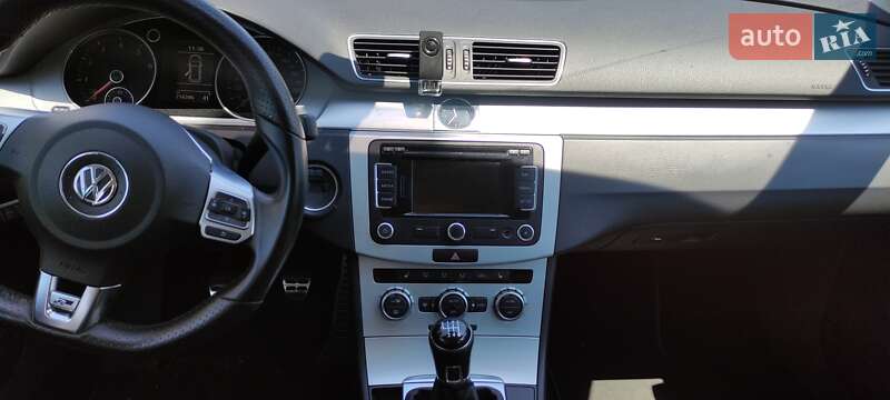 Универсал Volkswagen Passat 2012 в Полтаве