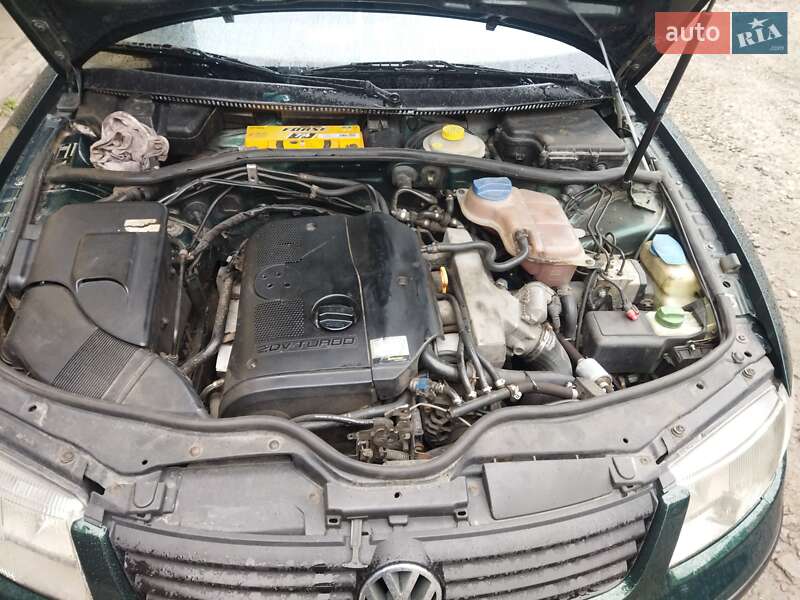 Седан Volkswagen Passat 1999 в Києві