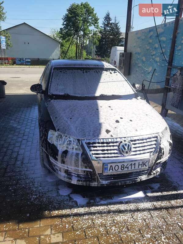 Седан Volkswagen Passat 2010 в Межгорье