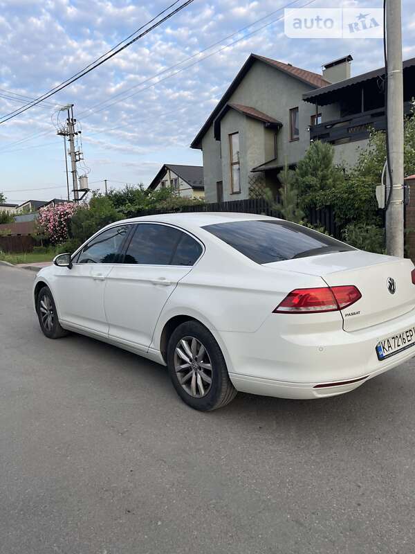 Седан Volkswagen Passat 2016 в Вишневому