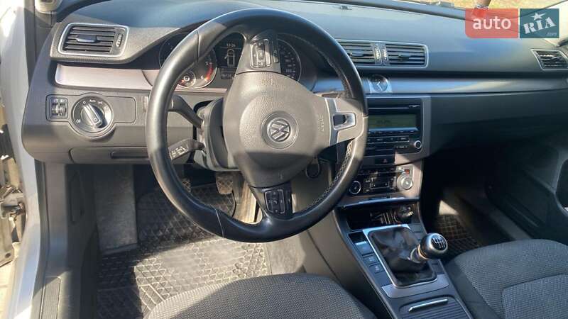 Универсал Volkswagen Passat 2010 в Белой Церкви