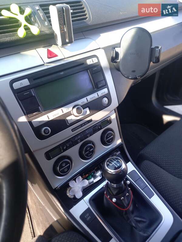 Універсал Volkswagen Passat 2008 в Ковелі