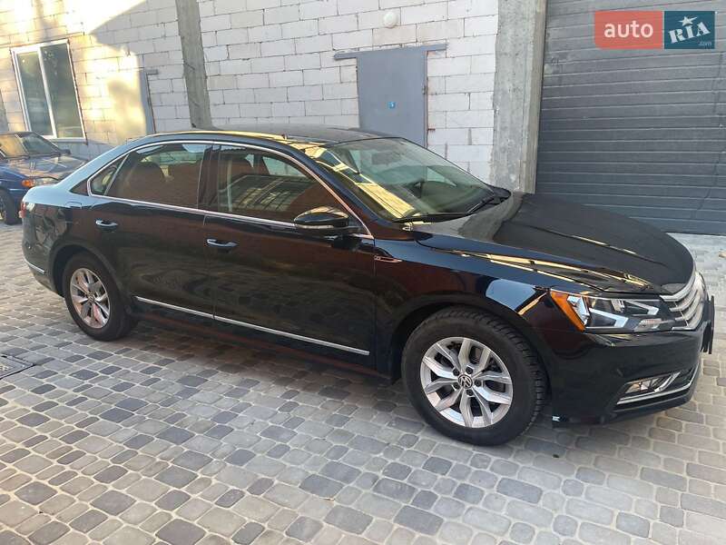 Седан Volkswagen Passat 2016 в Дніпрі