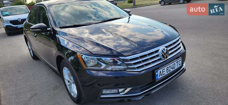Седан Volkswagen Passat 2016 в Дніпрі