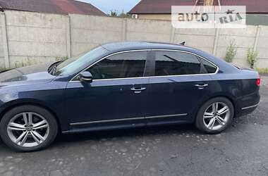 Седан Volkswagen Passat 2012 в Добропіллі