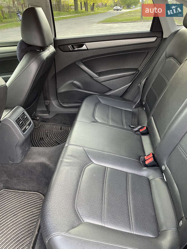 Седан Volkswagen Passat 2013 в Маньковке