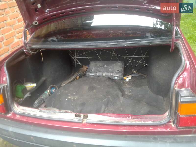 Седан Volkswagen Passat 1988 в Вінниці