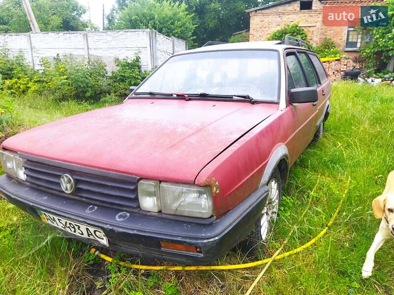 Универсал Volkswagen Passat 1985 в Житомире