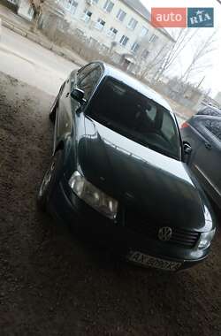 Седан Volkswagen Passat 1998 в 