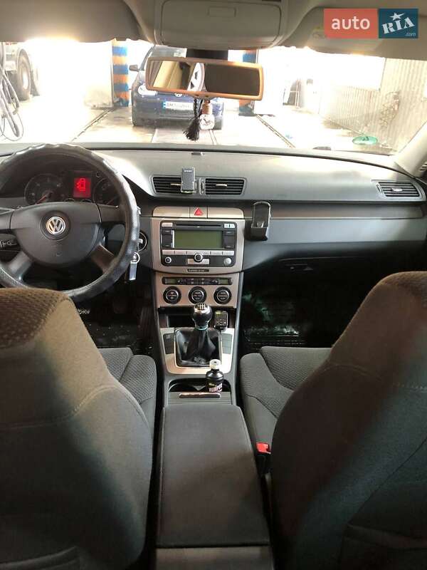 Универсал Volkswagen Passat 2007 в Звягеле