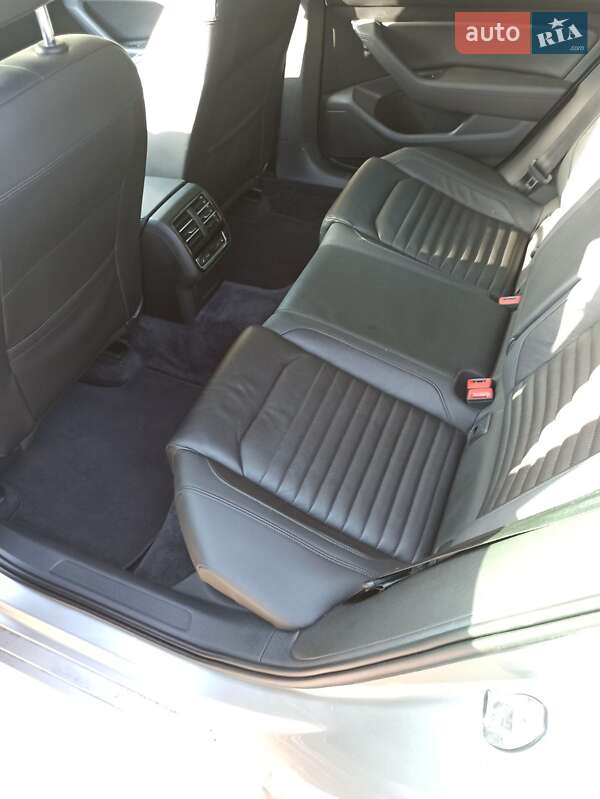 Универсал Volkswagen Passat 2015 в Киеве