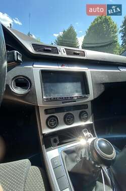 Седан Volkswagen Passat 2007 в 