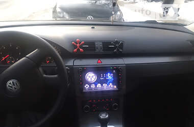 Универсал Volkswagen Passat 2010 в Новояворовске