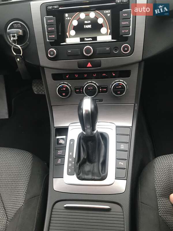 Универсал Volkswagen Passat 2014 в Тернополе