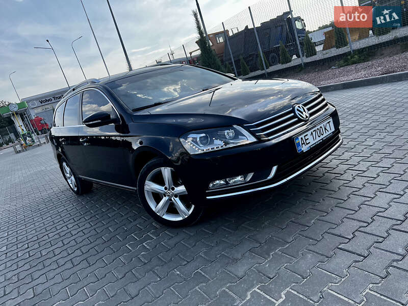 Универсал Volkswagen Passat 2011 в Днепре