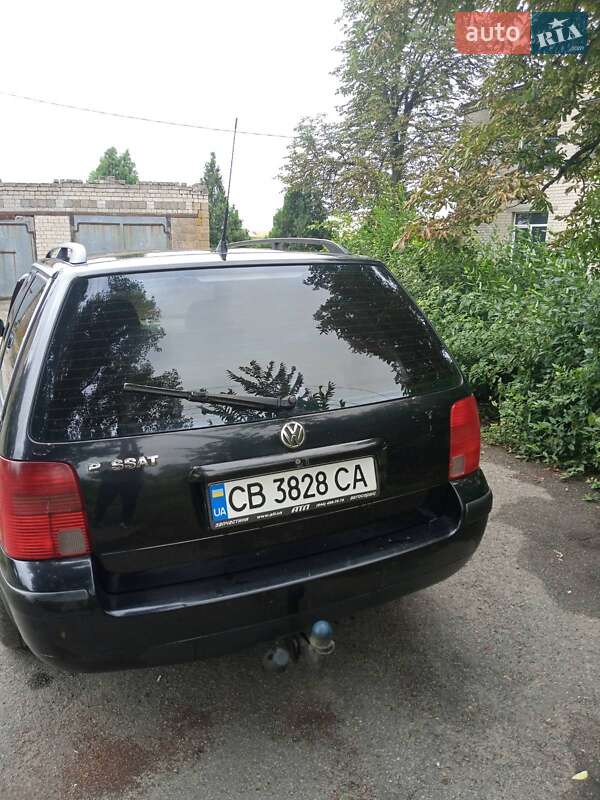 Універсал Volkswagen Passat 2000 в Запоріжжі