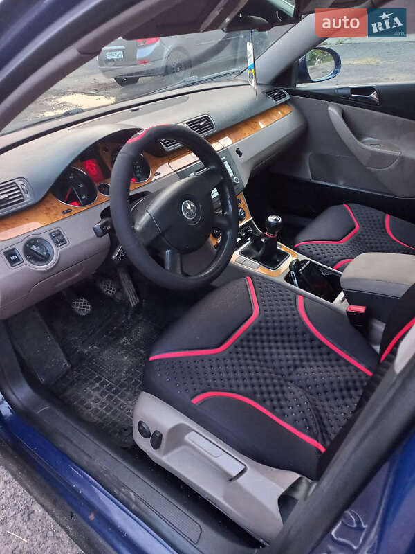 Універсал Volkswagen Passat 2006 в Сваляві