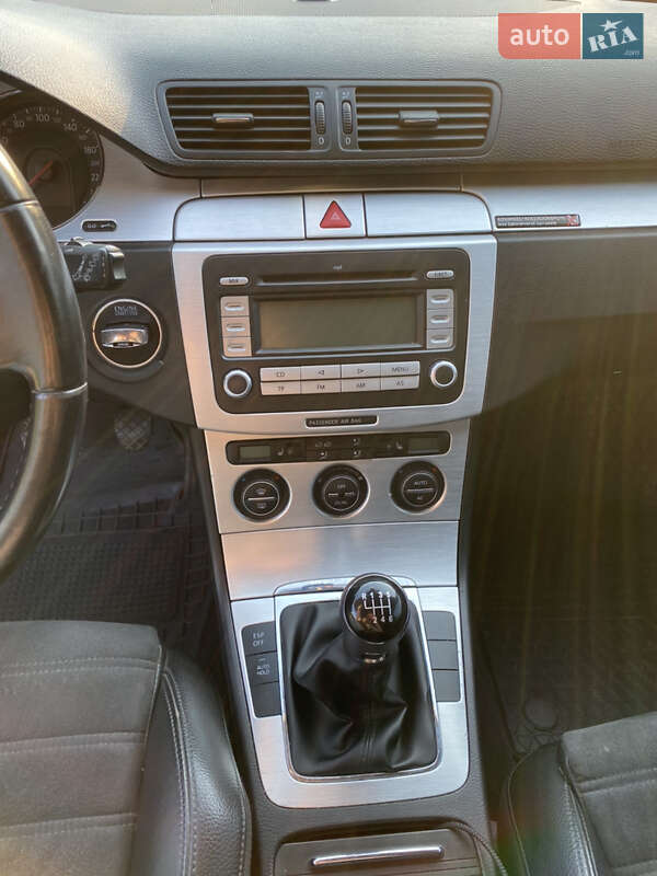 Універсал Volkswagen Passat 2007 в Калуші