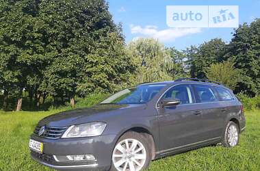 Универсал Volkswagen Passat 2013 в Львове