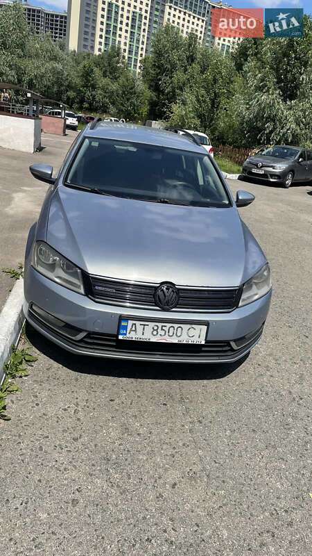 Универсал Volkswagen Passat 2013 в Киеве