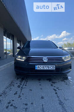 Универсал Volkswagen Passat 2015 в Ужгороде