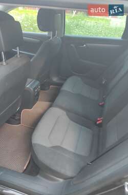 Универсал Volkswagen Passat 2013 в 
