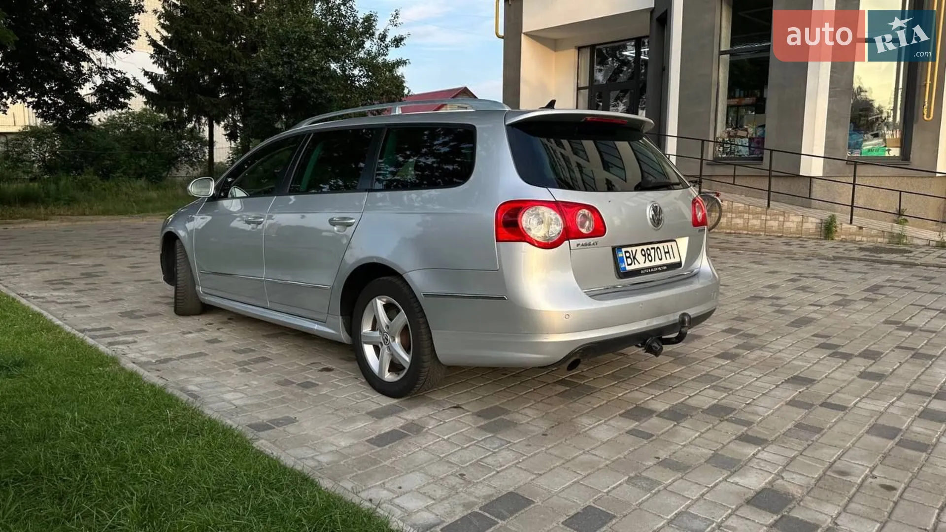 2010 Volkswagen Passat - мініатюра 8