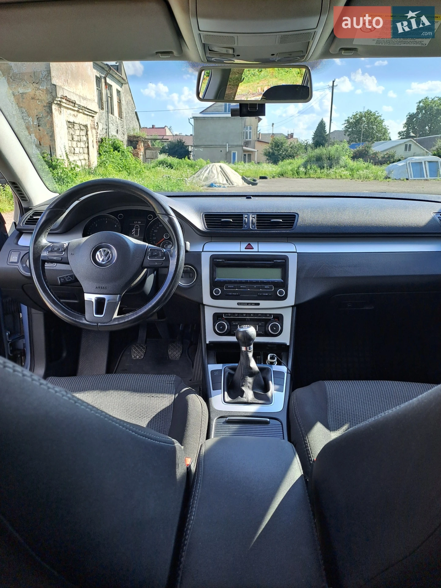 2010 Volkswagen Passat - мініатюра 12