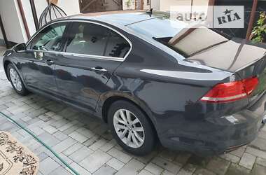 Седан Volkswagen Passat 2015 в 