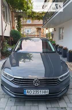 Седан Volkswagen Passat 2015 в 