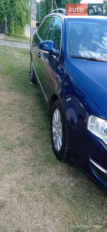 Универсал Volkswagen Passat 2005 в Киеве