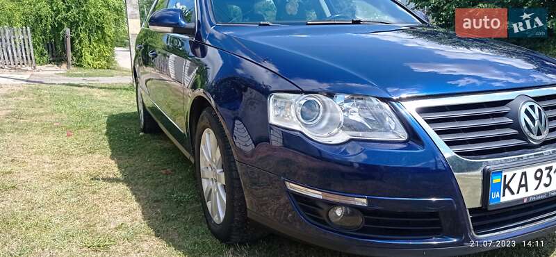 Универсал Volkswagen Passat 2005 в Киеве