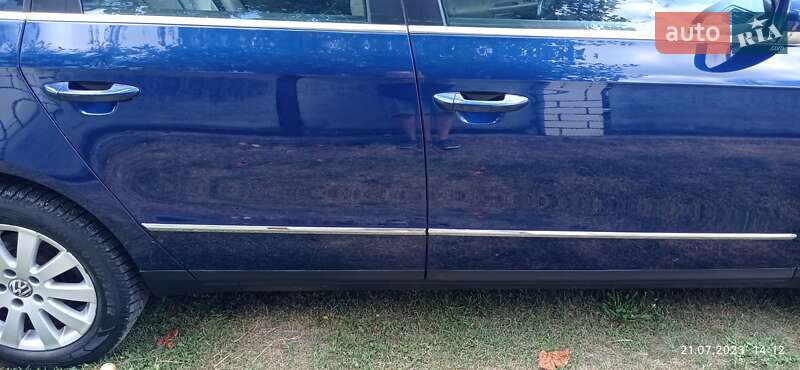 Универсал Volkswagen Passat 2005 в Киеве