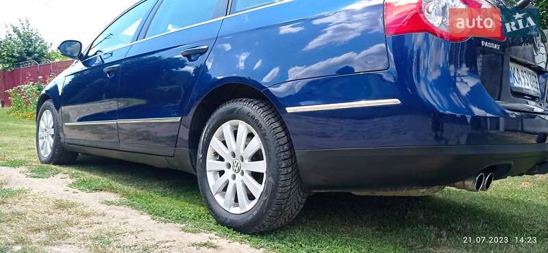 Универсал Volkswagen Passat 2005 в Киеве