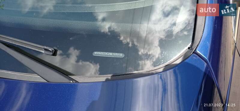 Универсал Volkswagen Passat 2005 в Киеве