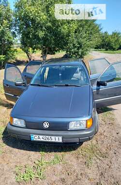 Седан Volkswagen Passat 1989 в Черкасах