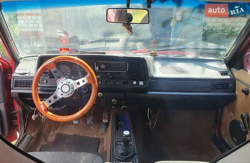 Хэтчбек Volkswagen Passat 1980 в Луцке фото 5 Хэтчбек Volkswagen Passat 1980 в Луцке