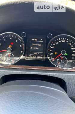 Седан Volkswagen Passat 2012 в Харкові