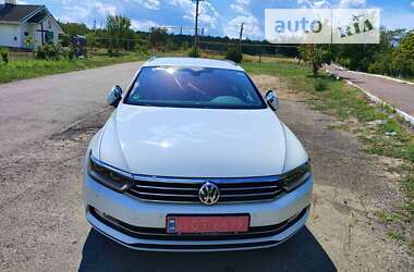 Универсал Volkswagen Passat 2018 в Ивановке