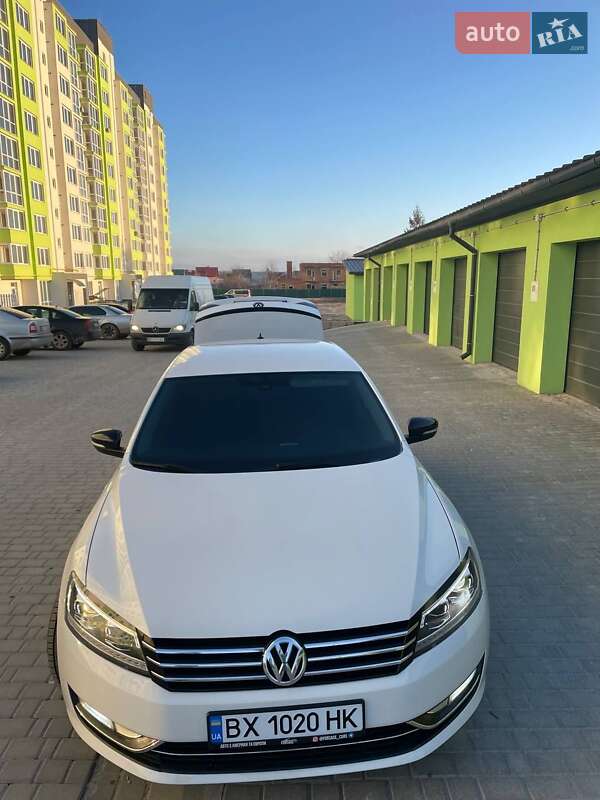 Седан Volkswagen Passat 2013 в Кам'янець-Подільському