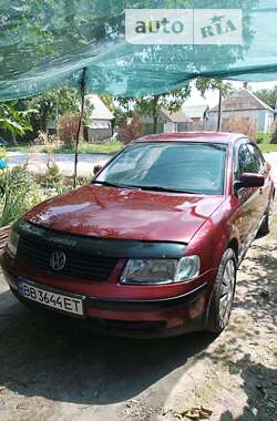Седан Volkswagen Passat 1997 в Днепре